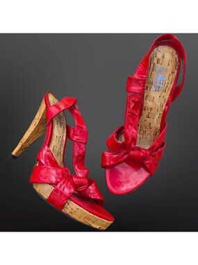Y2K JLO Jennifer Lopez Red Patent Sandals Cork Heels Size 8 Slingback 2000s